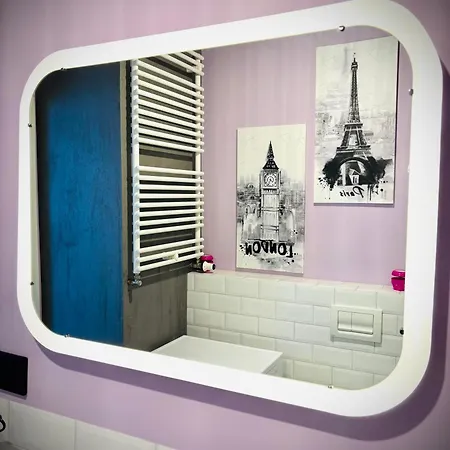 Apartment White Glove Deluxe Tobaco Park Atlas